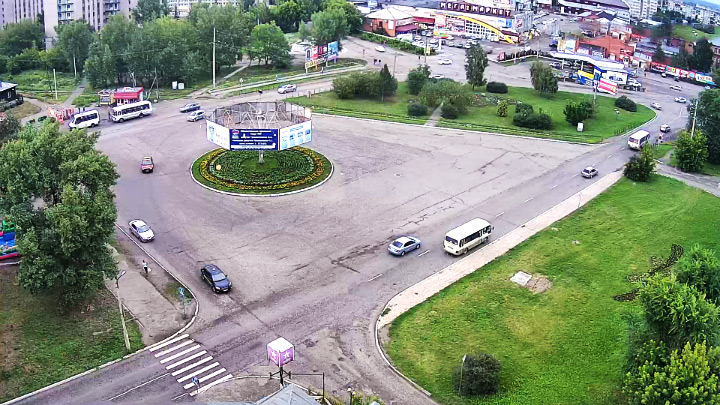 Онлайн веб-камера на улице Петра Мерлина, дом 2, Бийск